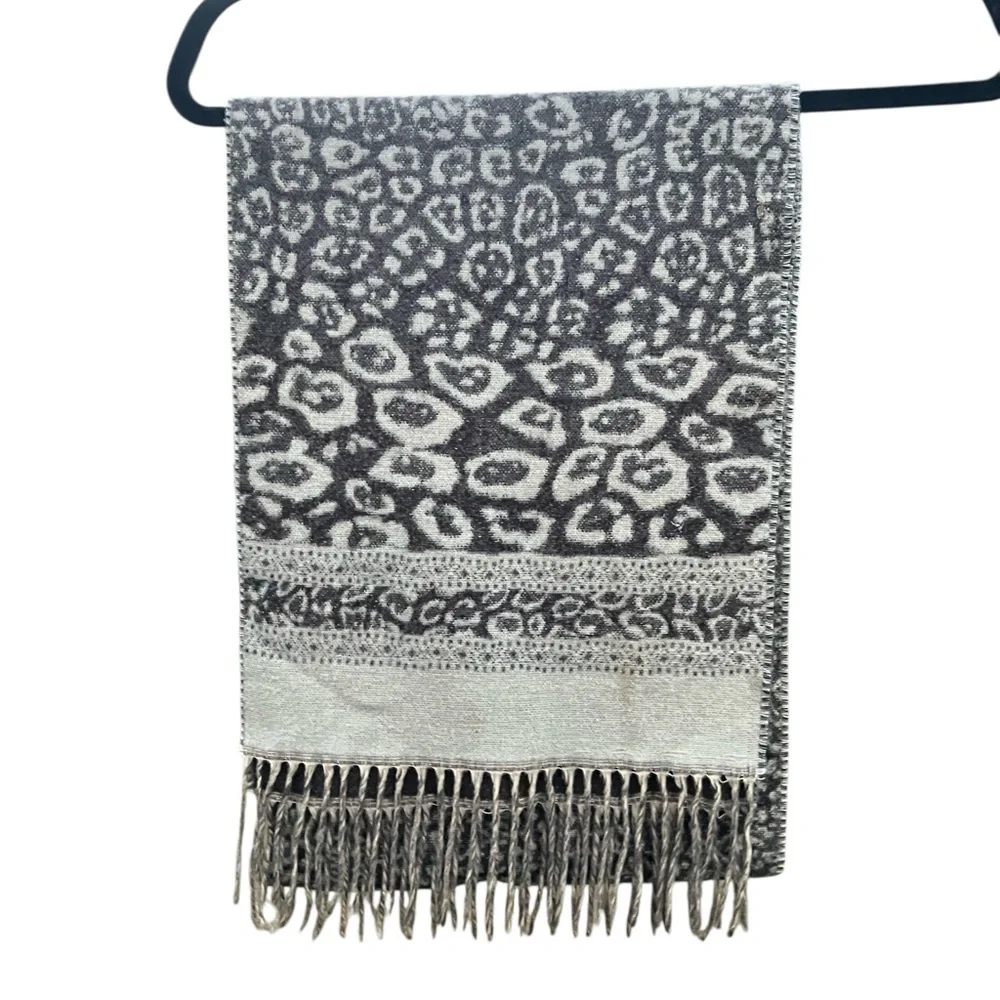 EUC Cashmink Scarf Cheetah Print Tassles‎ 100% Acrylic Tan Black Made In Germany